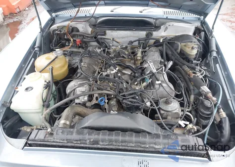 1985 Mercedes-Benz 380 Sl z USA, uszkodzony, nr VIN WDBBA45C0FA018130